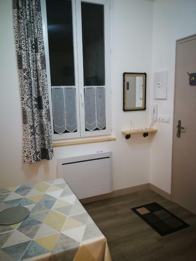 Lupin Apartment Rochefort  Bagian luar foto